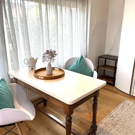 Lüttje Bernstein Und Lighthousestudio&spa